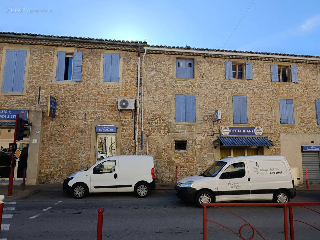 Maison à JONQUIERES