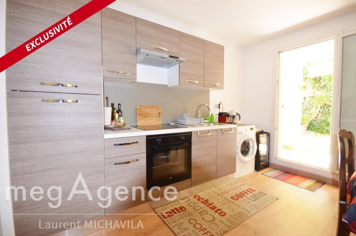 Appartement à MARSEILLE-8E