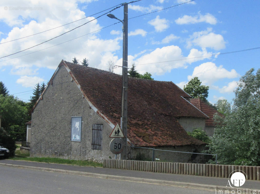 Terrain à LA FERTE-GAUCHER