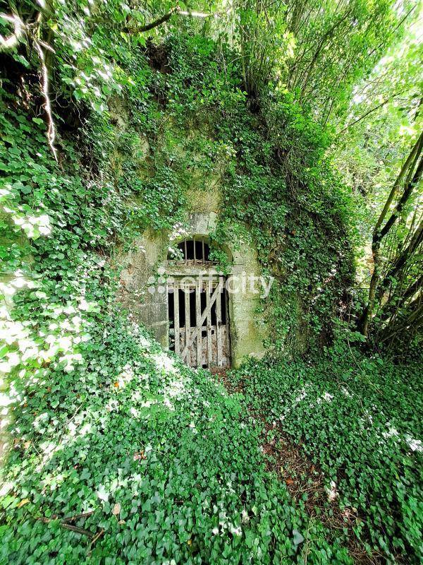 Parking à CHATEAU-DU-LOIR