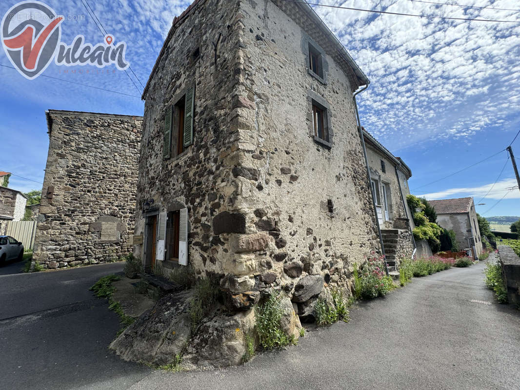 Maison à CHAMPEIX