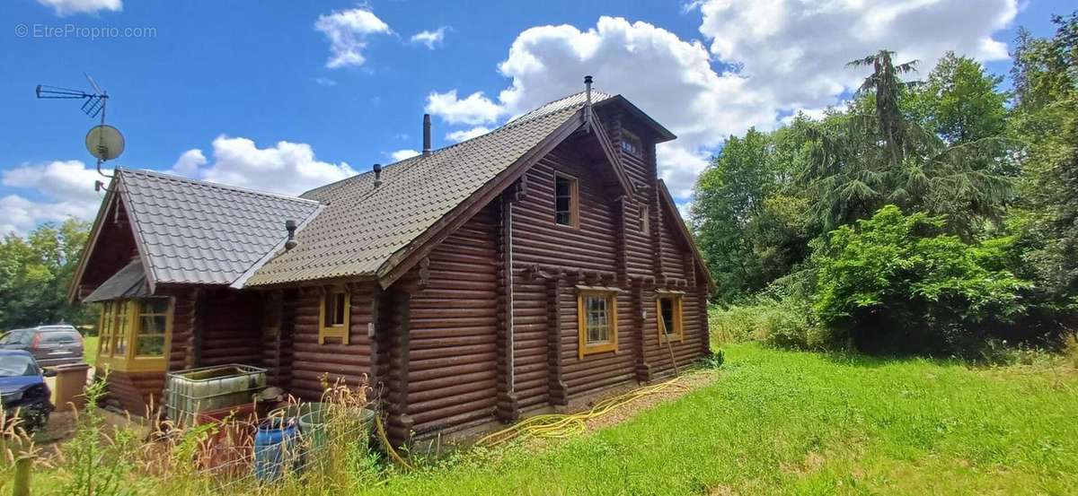 Maison à BAUGE