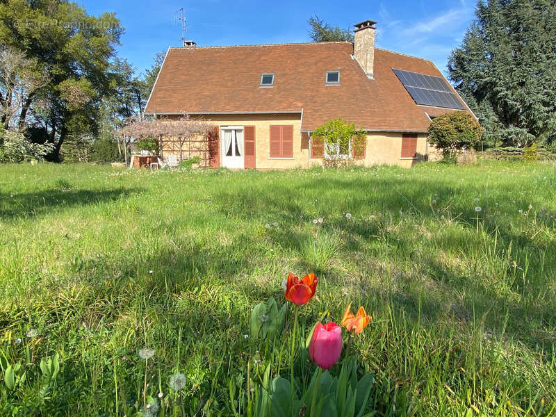 Maison à DRACY-LE-FORT