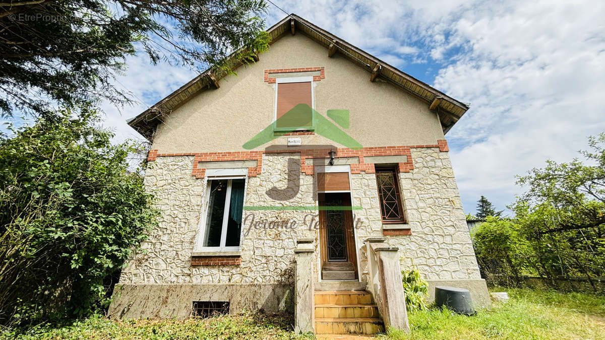 Maison à CLOYES-SUR-LE-LOIR