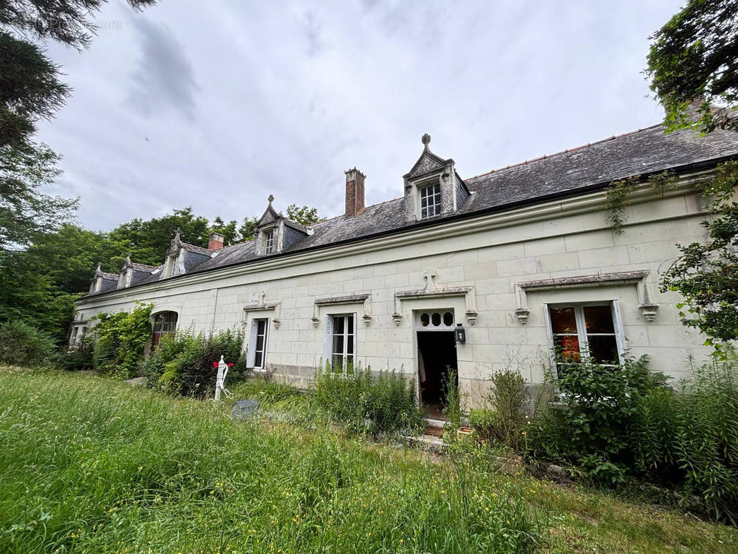 Maison à VALLIERES-LES-GRANDES