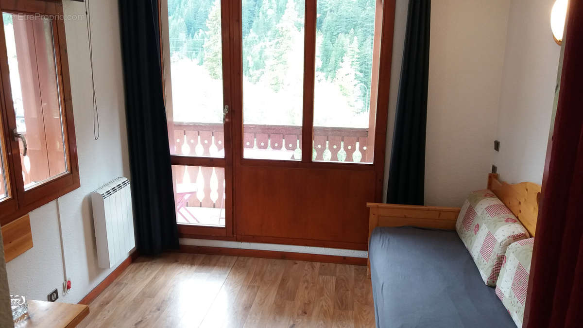 Appartement à AVRIEUX