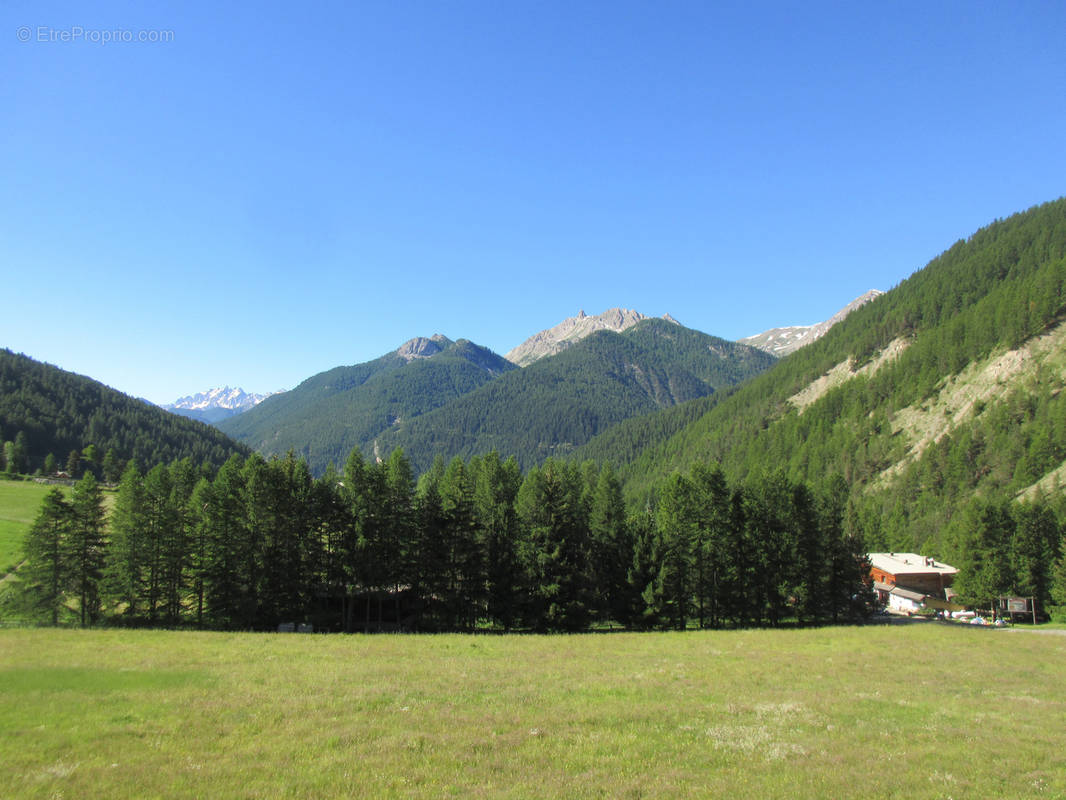 Appartement à ARVIEUX