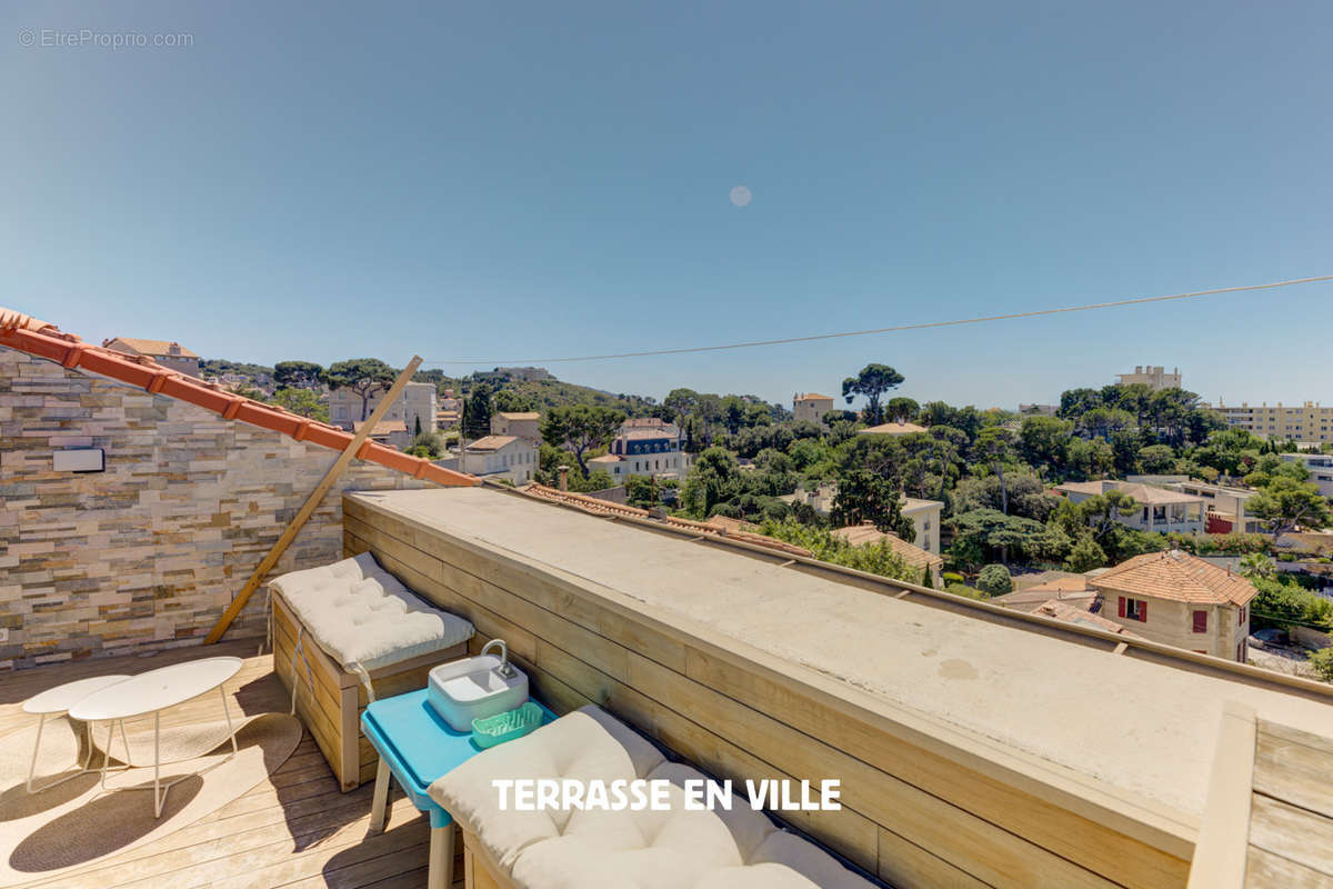 Appartement à MARSEILLE-7E