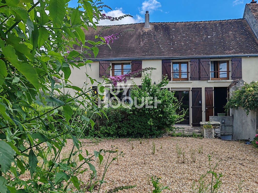 Maison à MALESHERBES