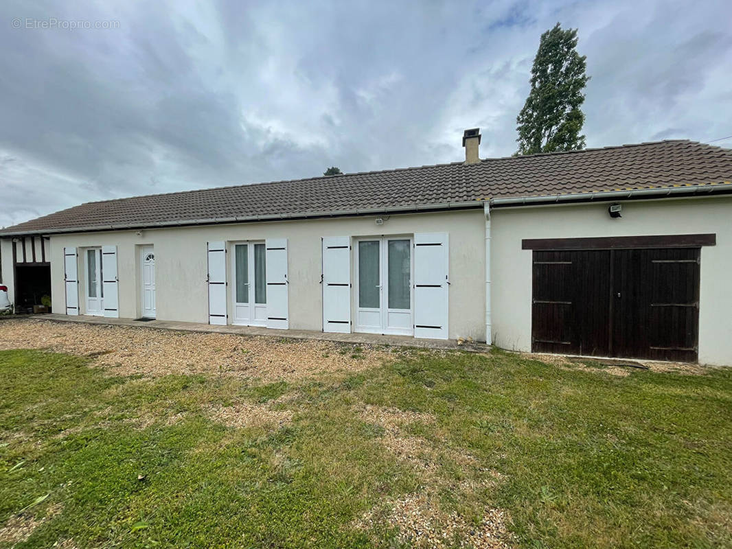 Maison à CHATEAUNEUF-EN-THYMERAIS