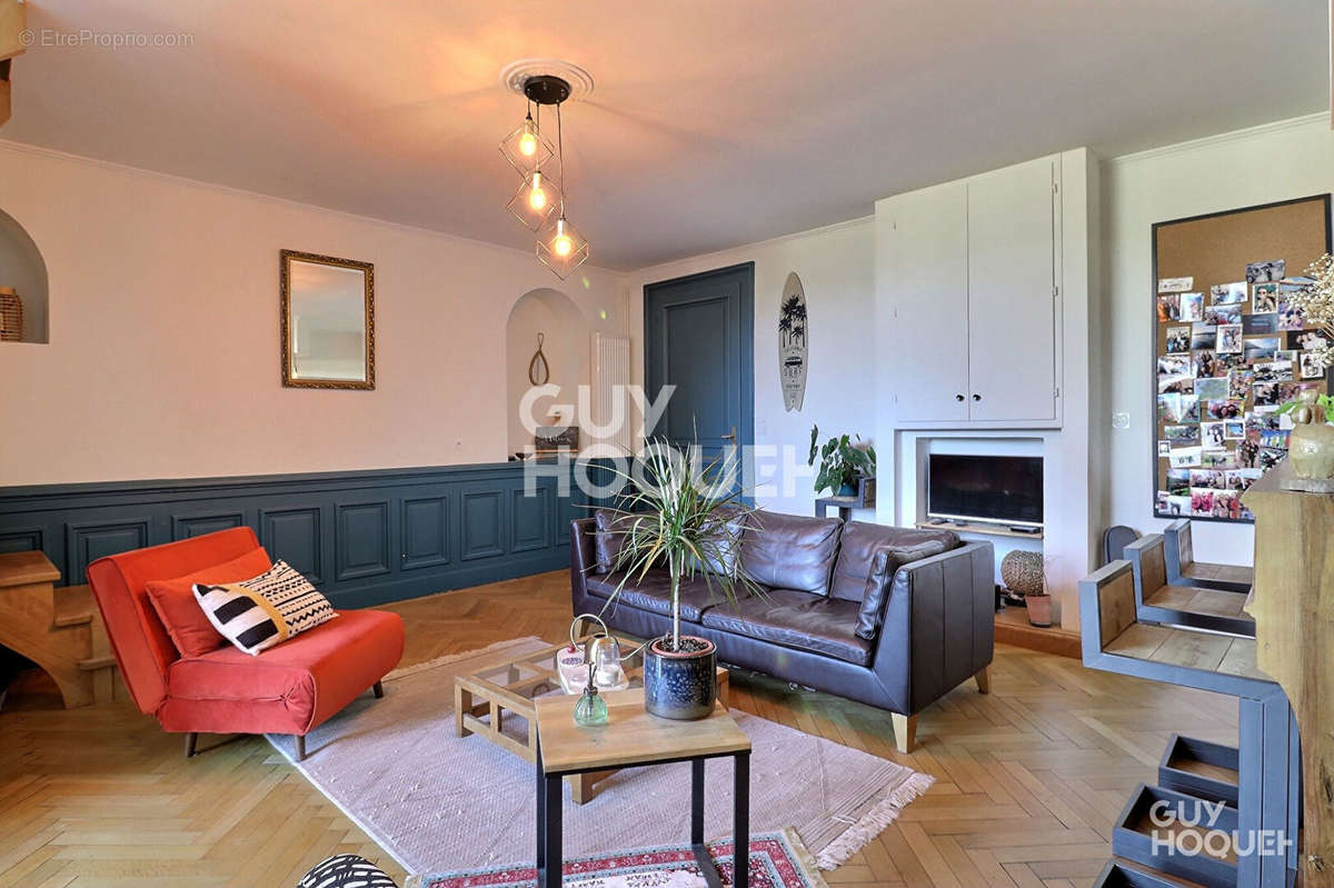 Appartement à AIX-LES-BAINS