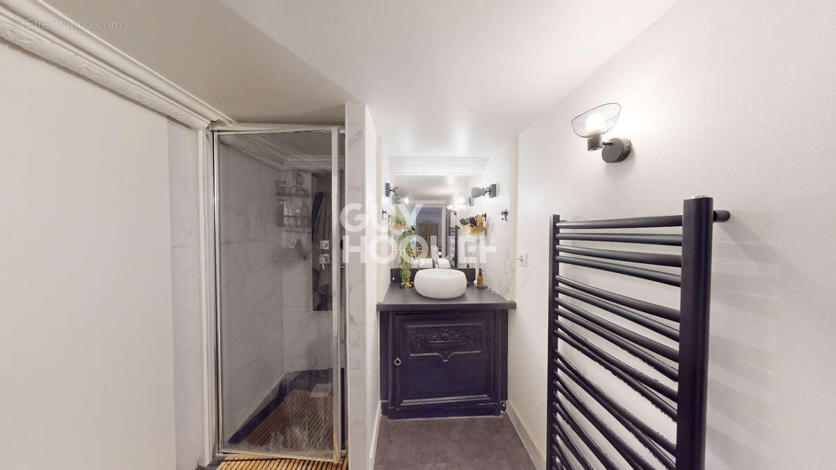 Appartement à AIX-LES-BAINS