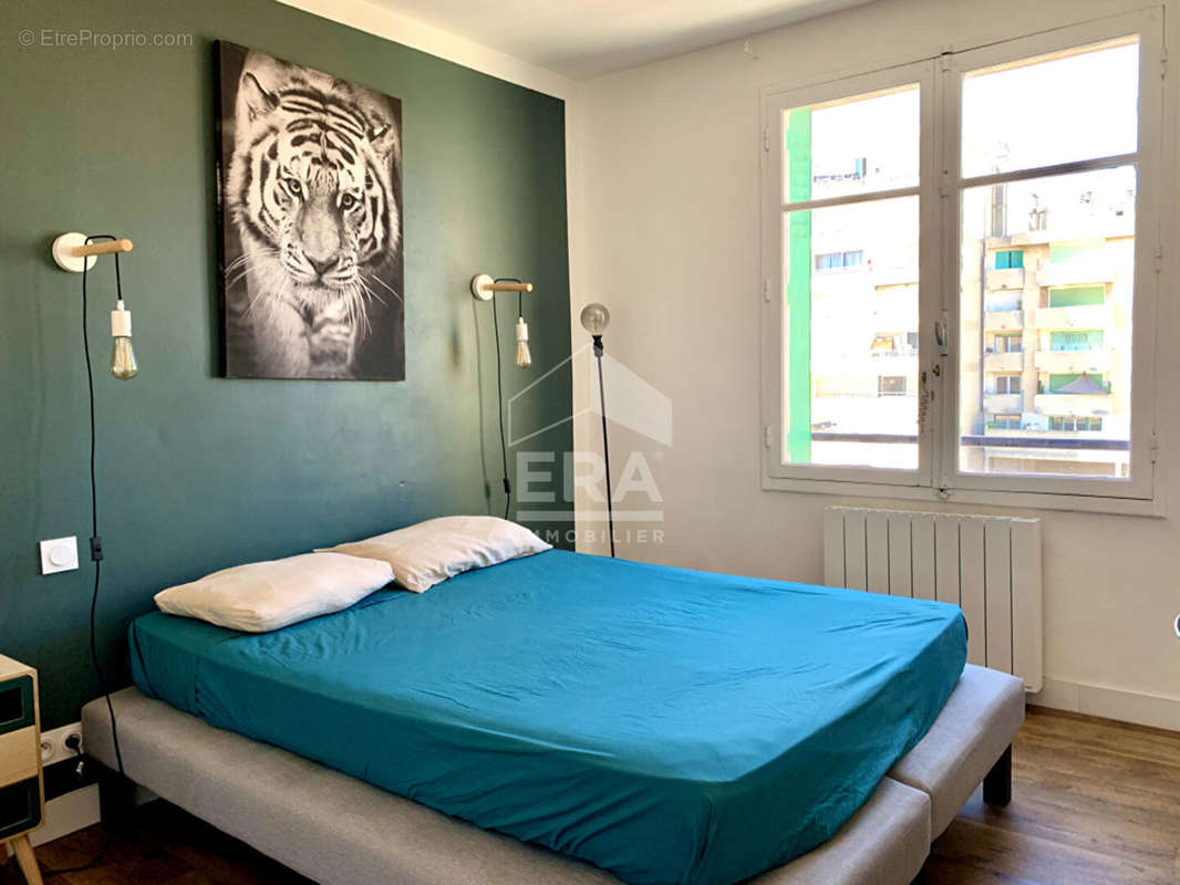 Appartement à MARSEILLE-5E