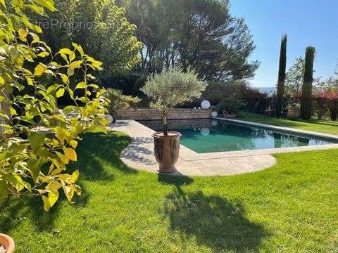 Maison à LOURMARIN