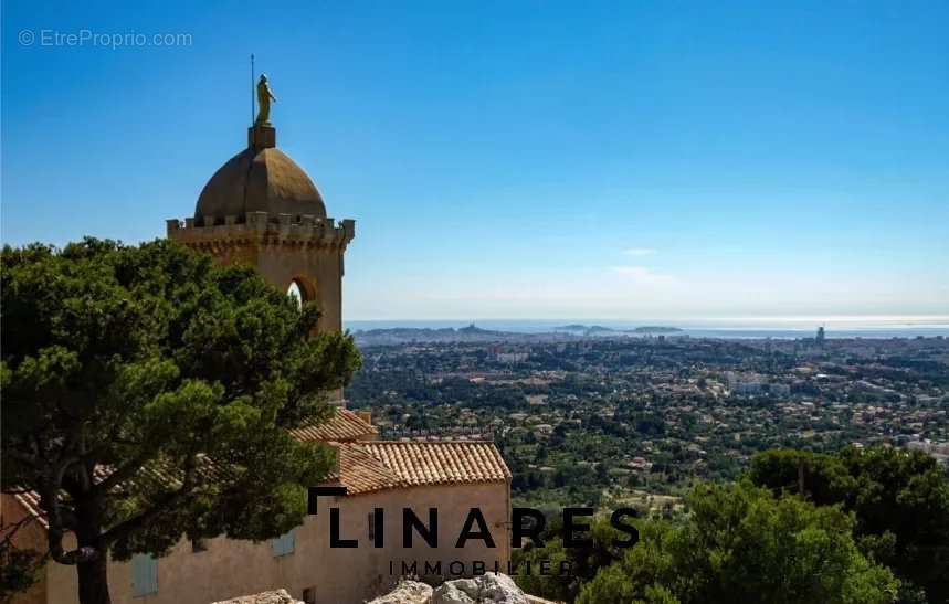 Appartement à MARSEILLE-11E