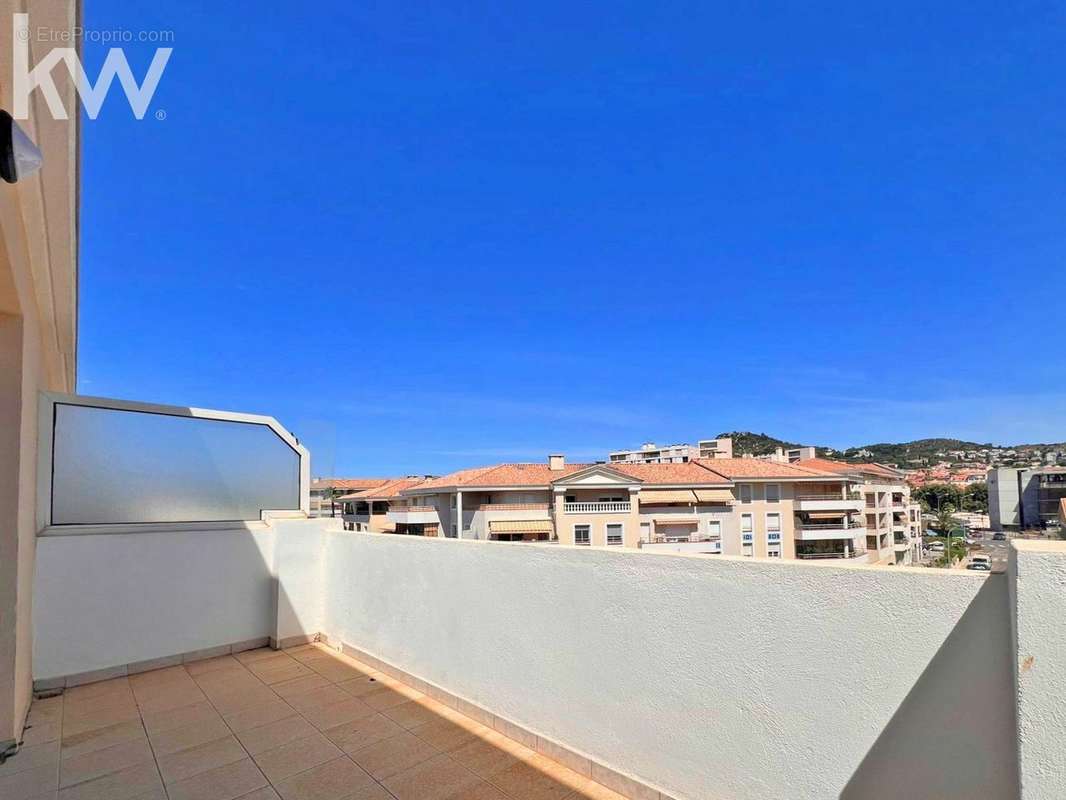 Appartement à HYERES