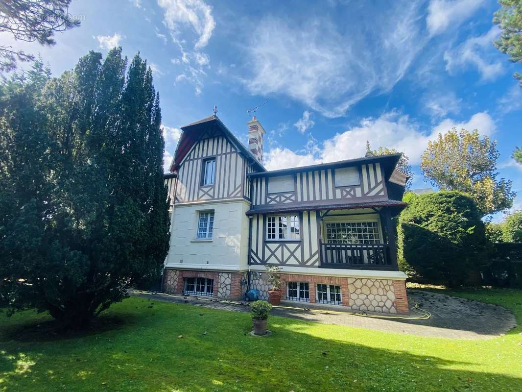 Maison à CABOURG