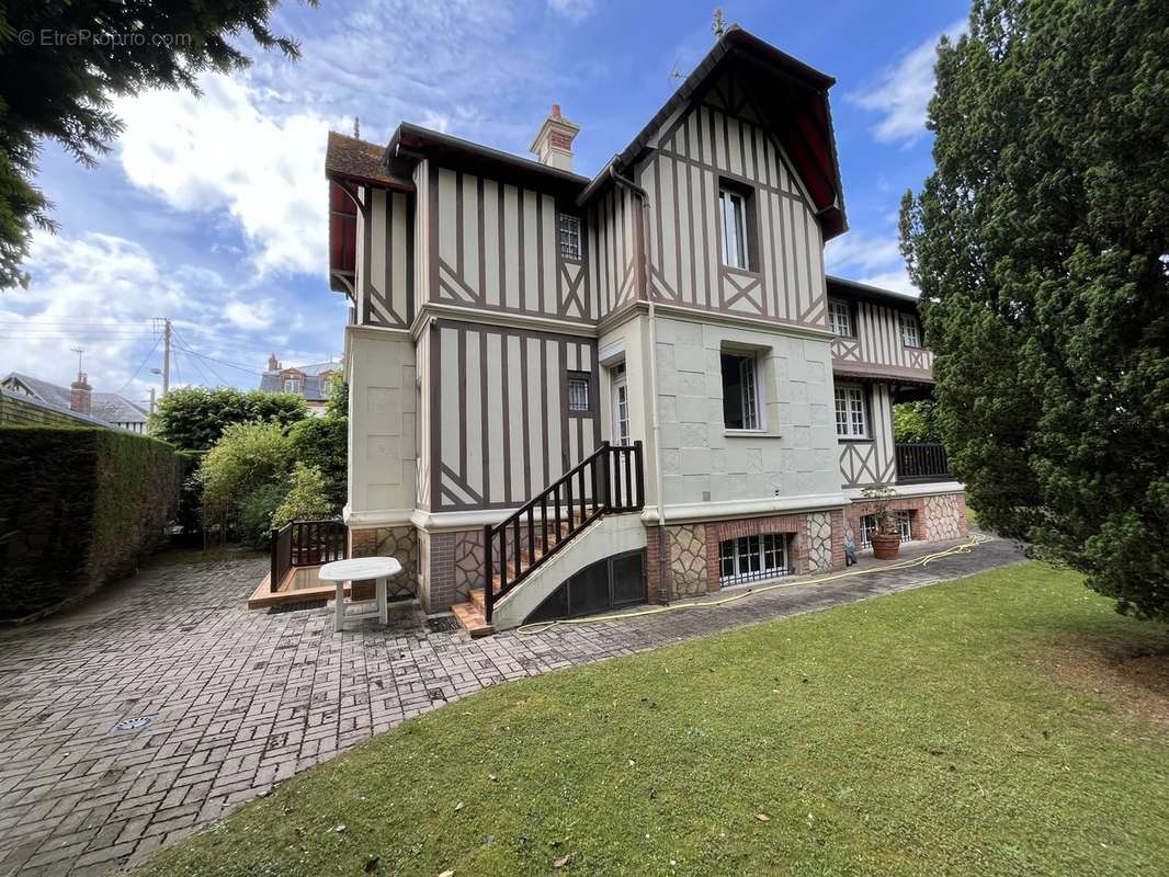 Maison à CABOURG