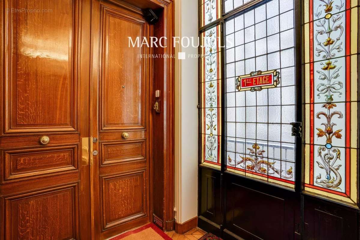 Appartement à PARIS-17E