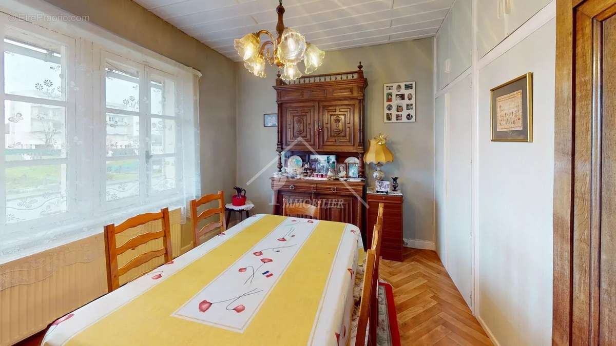 Appartement à DOMPIERRE-SUR-BESBRE