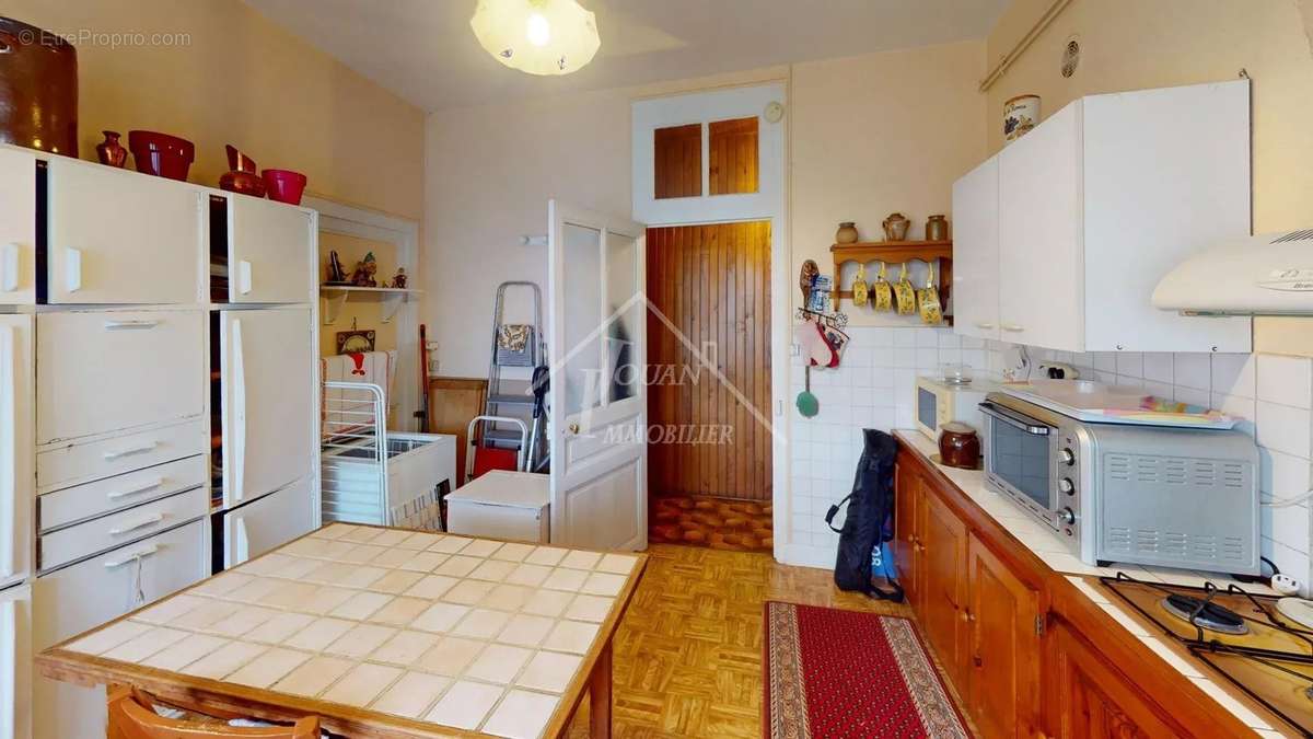 Appartement à DOMPIERRE-SUR-BESBRE