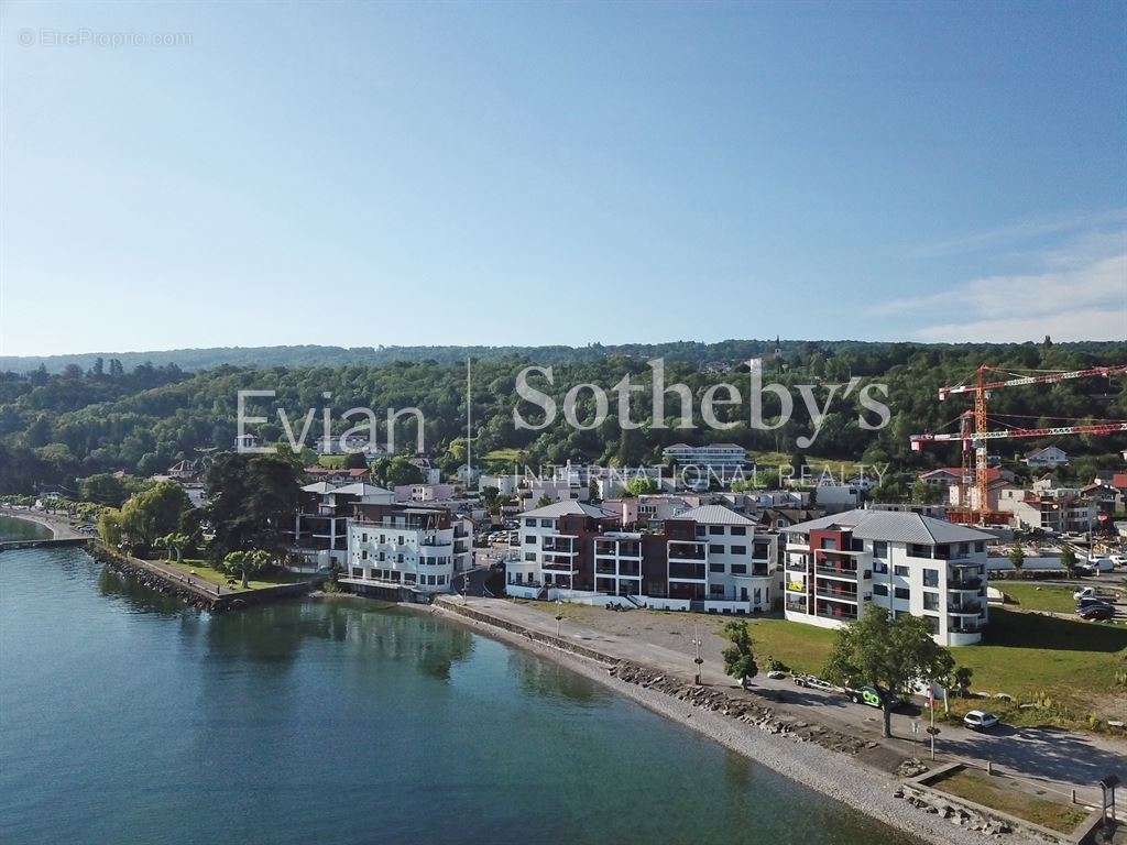 Appartement à EVIAN-LES-BAINS