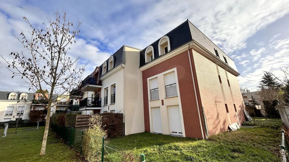 Appartement à ROSNY-SOUS-BOIS