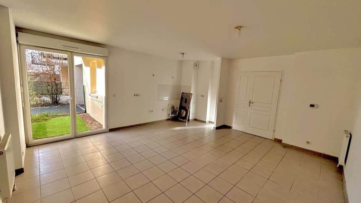 Appartement à ROSNY-SOUS-BOIS