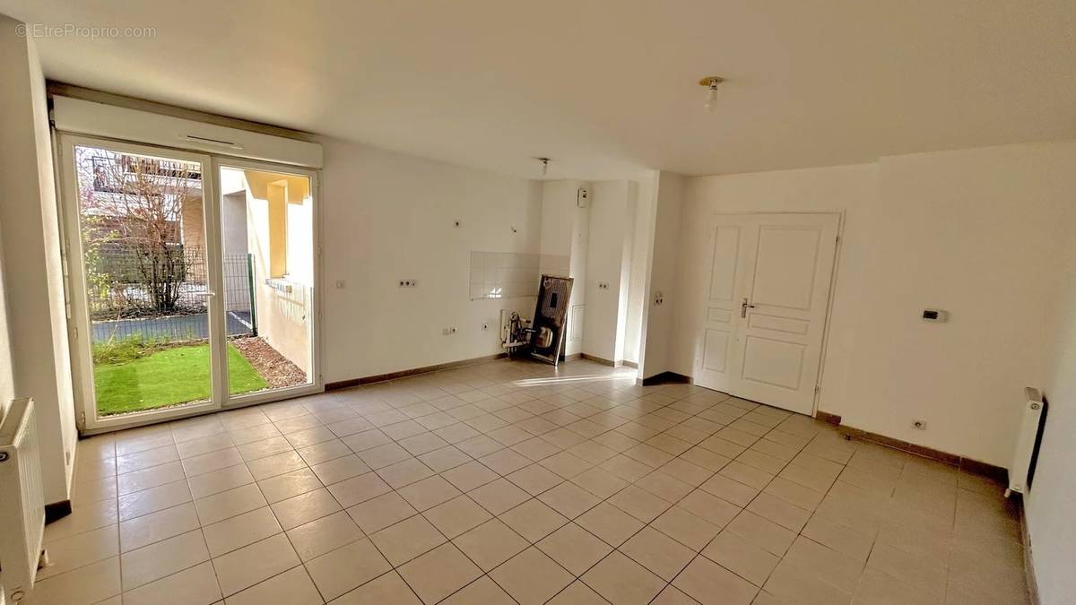 Appartement à ROSNY-SOUS-BOIS