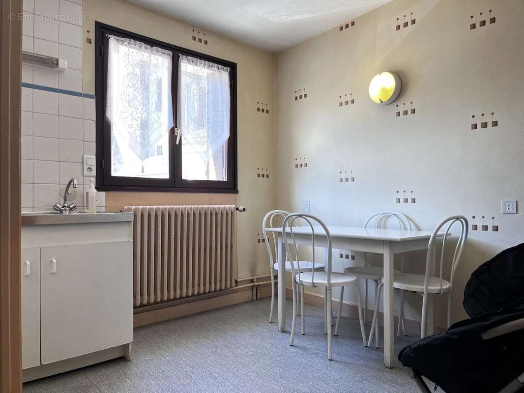 Appartement à AIX-LES-BAINS