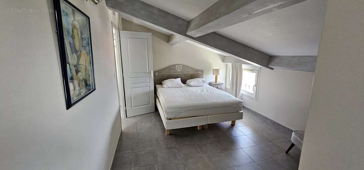 Appartement à HYERES