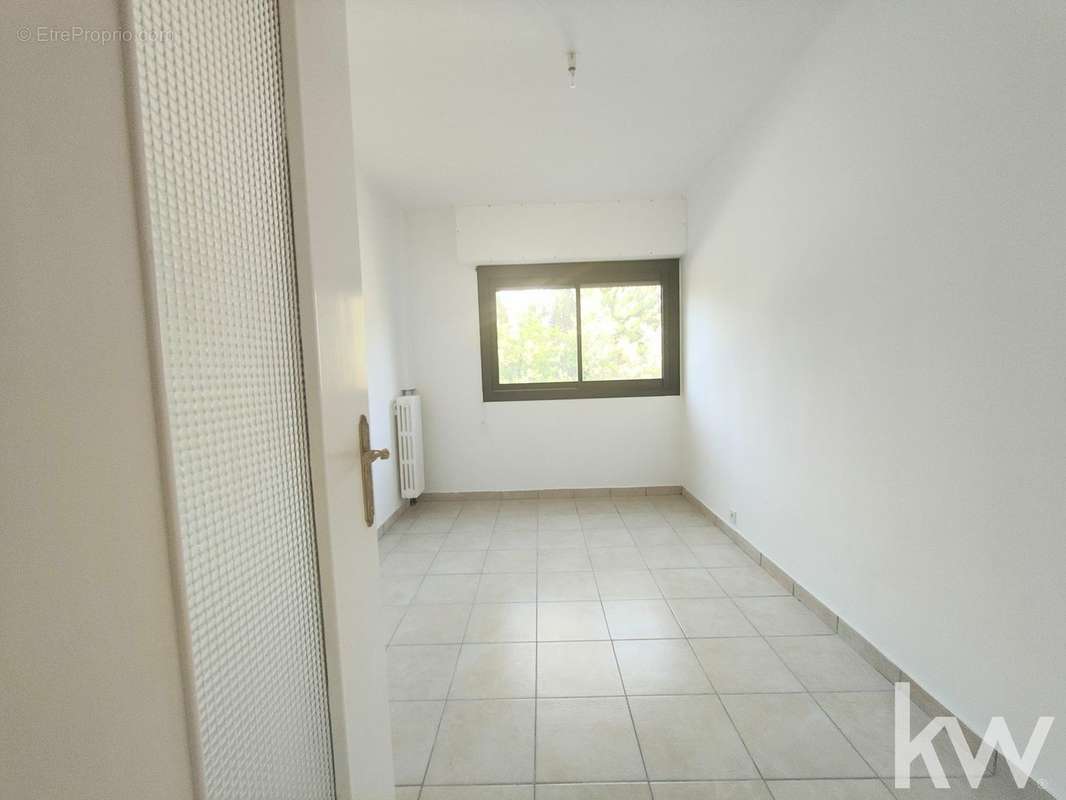 Appartement à MARSEILLE-12E