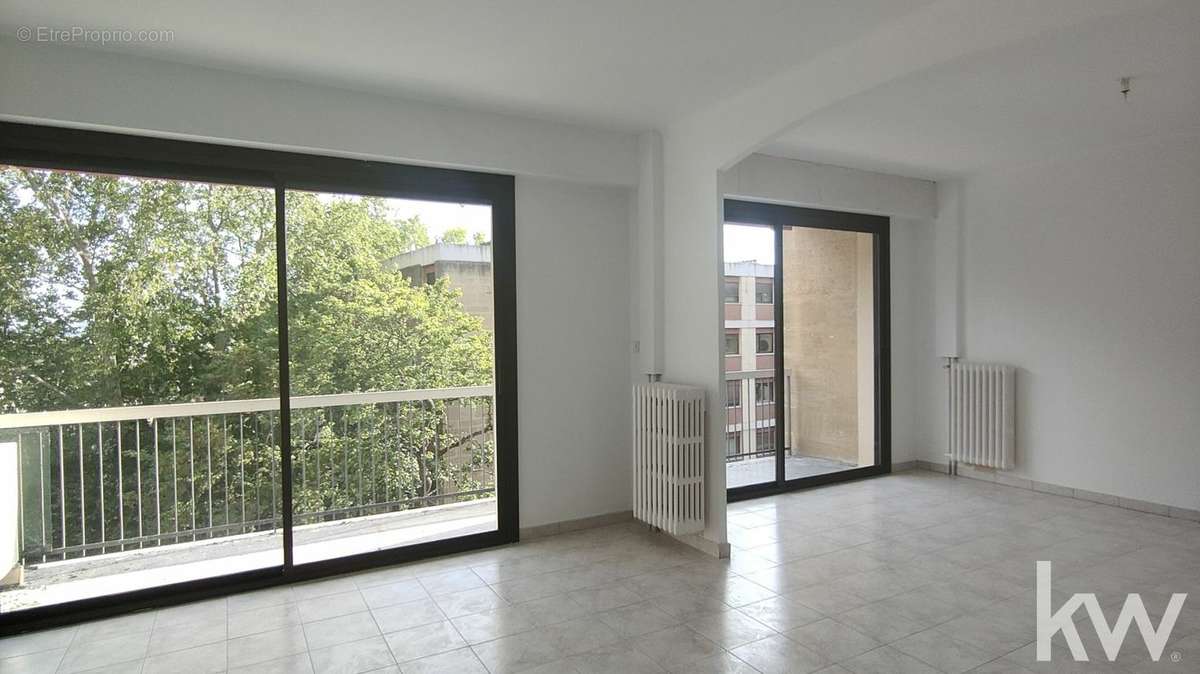 Appartement à MARSEILLE-12E