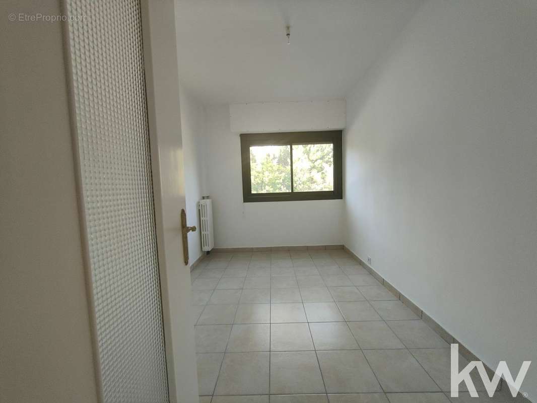 Appartement à MARSEILLE-12E