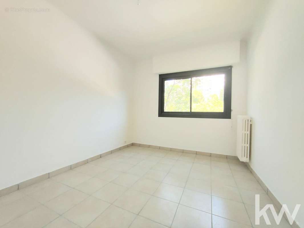 Appartement à MARSEILLE-12E