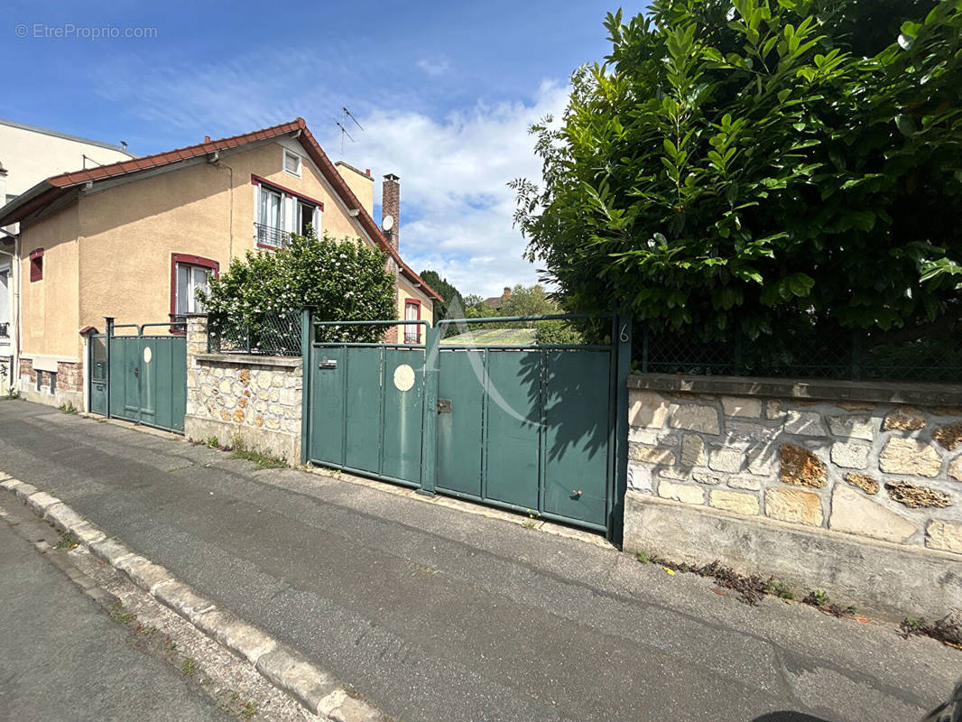 Maison à VITRY-SUR-SEINE