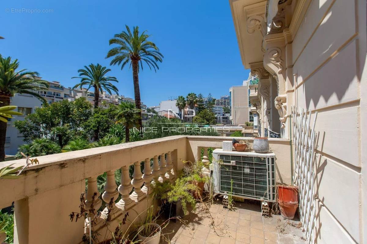 Appartement à NICE