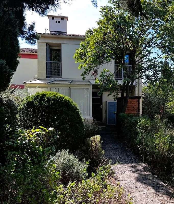 Maison à AIX-EN-PROVENCE