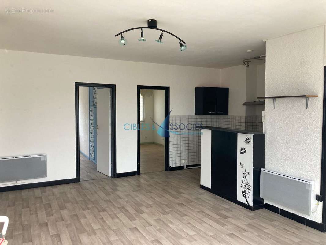 Appartement à CAMIERS