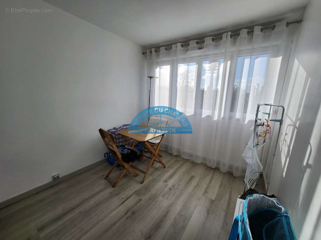 Appartement à CHENNEVIERES-SUR-MARNE