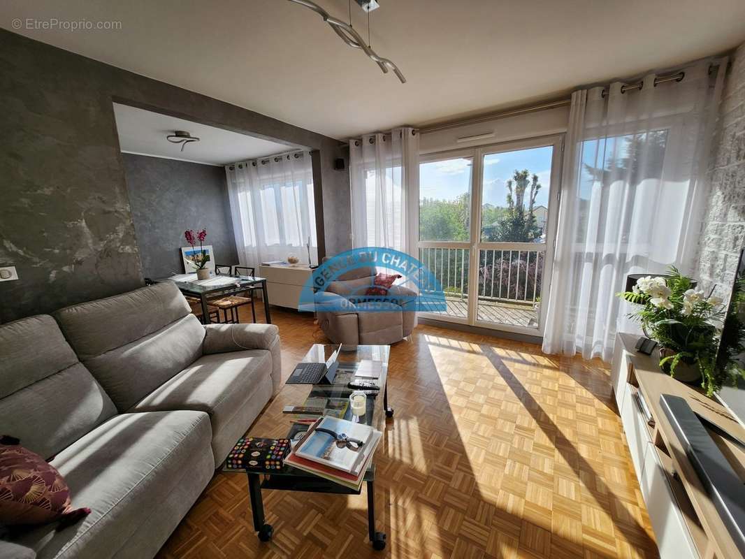 Appartement à CHENNEVIERES-SUR-MARNE