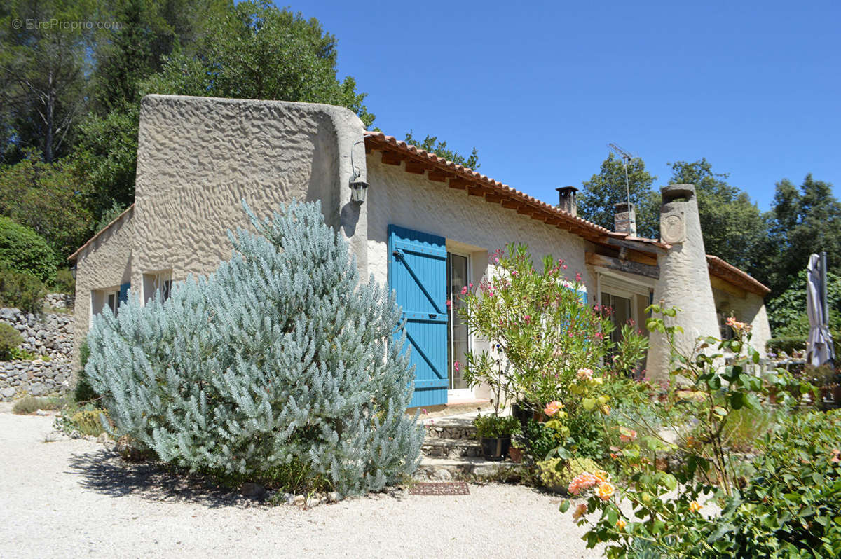 Maison à PEYPIN