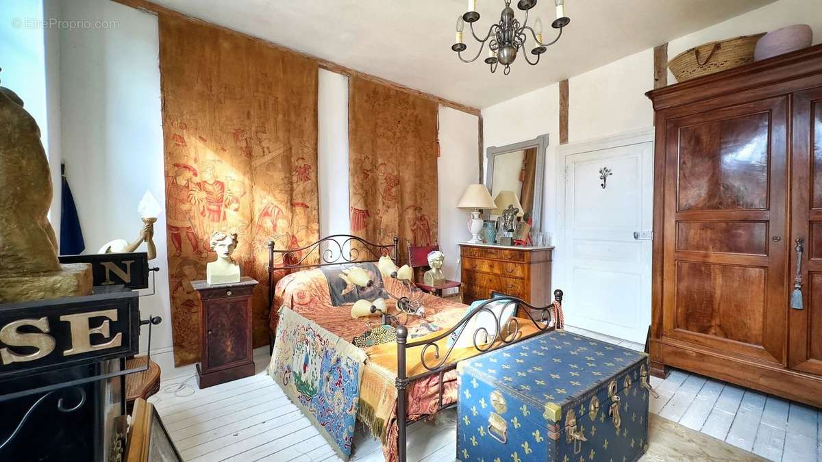 Appartement à BOUSSAC