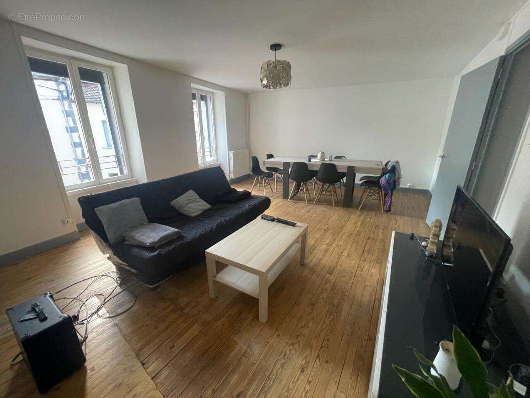 Appartement à PONTAUMUR