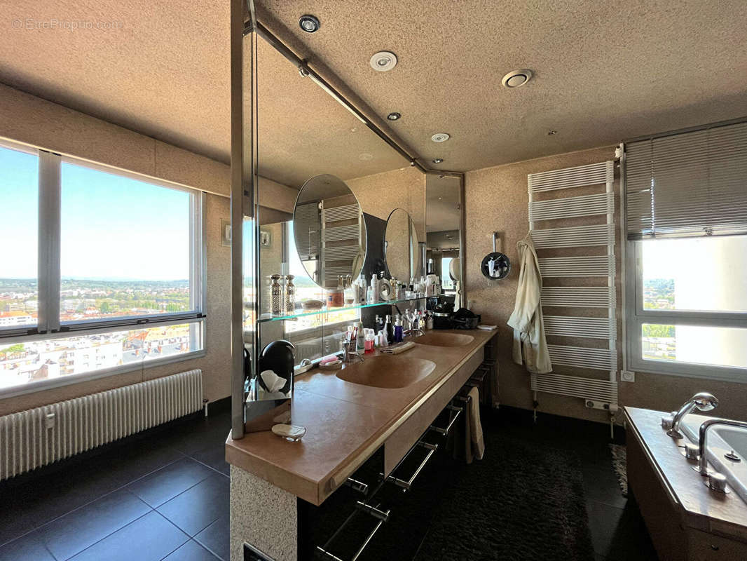 Appartement à ROANNE