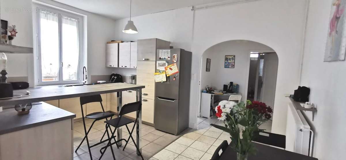 Appartement à SAINT-ETIENNE