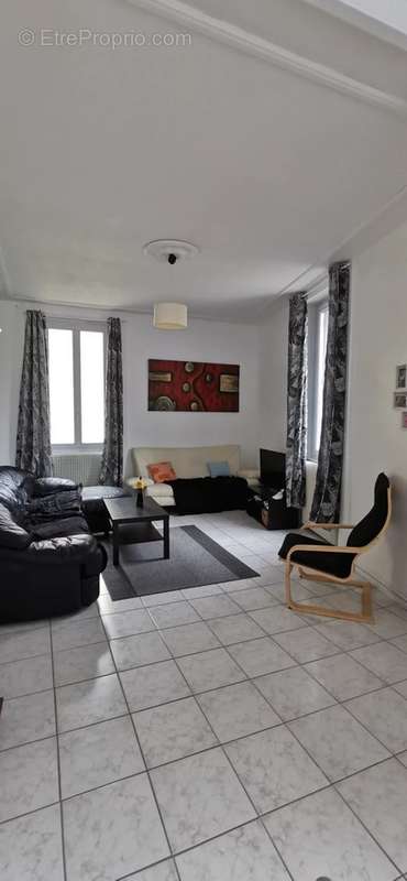 Appartement à SAINT-ETIENNE