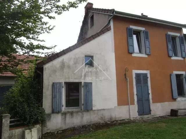 Maison à VARENNES-SUR-ALLIER