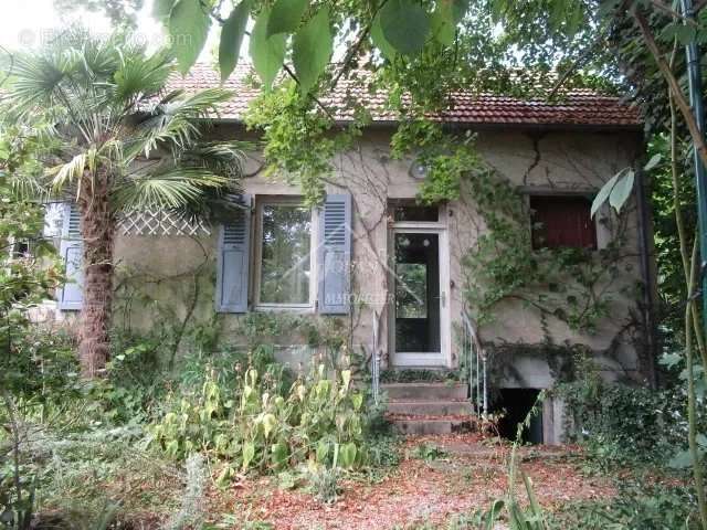 Maison à VARENNES-SUR-ALLIER