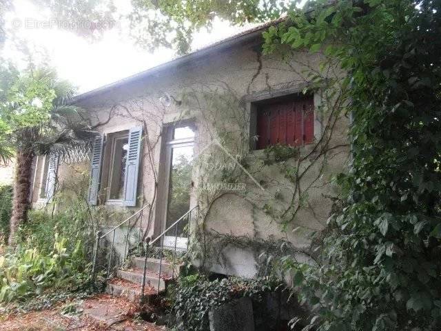 Maison à VARENNES-SUR-ALLIER